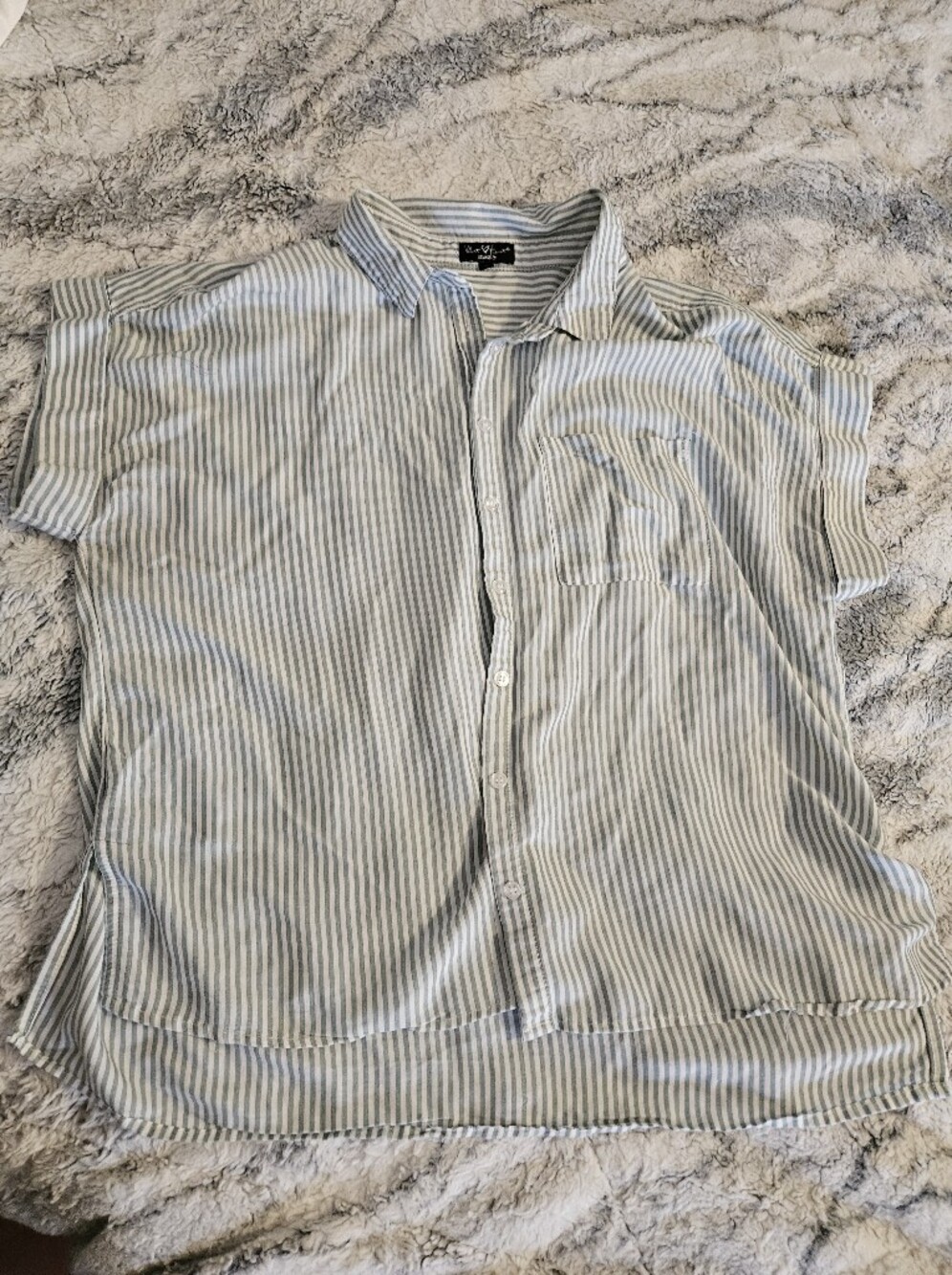 Velvet Heart Striped Short-Sleeve Button-Down Shirt